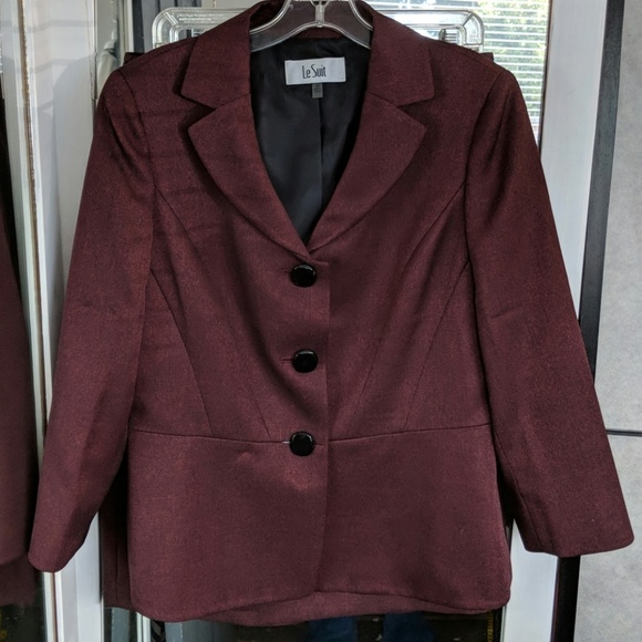 Le Suit Size 10 - Picture 2 of 8